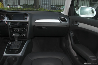 2016款奥迪A4L 35TFSI自动标准型