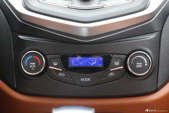 2016款吉利金刚三厢1.5L自动尊贵型 国V