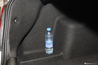 2013款爱唯欧三厢1.4SL自动时尚天窗版