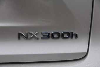 2015款雷克萨斯NX 2.5L自动300h前驱锋尚版