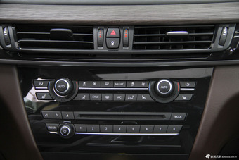 2014款宝马X5 3.0T自动xDrive35i尊享型