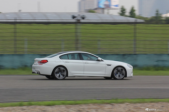2013款宝马M6 Gran Coupe