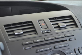 2012款马自达3星骋两厢2.0L自动豪华型