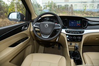 2016款宝骏730 1.8L手动舒适型