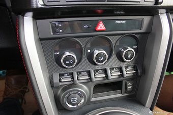 2013款丰田86 2.0L豪华自动版