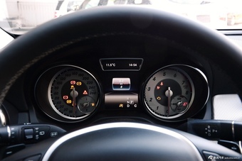 2016款奔驰GLA级 GLA220 2.0T自动 4MATIC豪华型