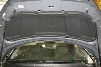 2012款现代Veloster飞思1.6T自动豪华版