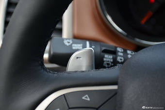 2016款大切诺基3.6L自动旗舰尊耀版