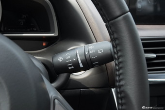 2016款马自达CX-4 2.5L自动四驱蓝天激情版