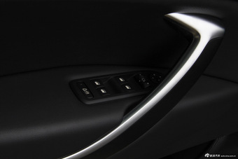 2016款雪铁龙C5 1.8T自动豪华型