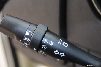 2014款北京BJ40 2.4L手动穿越版