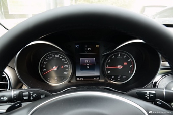 2016款奔驰C级（进口）1.6T自动 C180旅行版