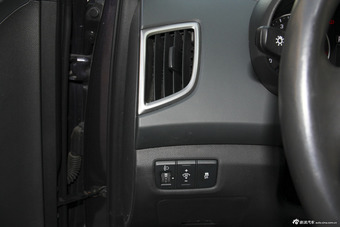 2015款ix25 2.0L 自动两驱智能型