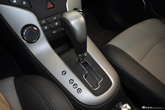 2013款科鲁兹1.6L自动舒适型