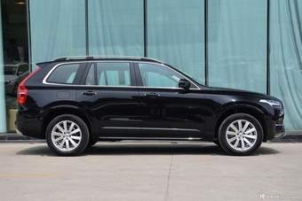 2016款沃尔沃XC90升级版 2.0T自动 T6智逸版