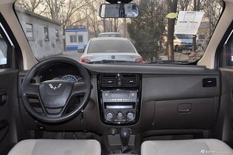 2015款 五菱荣光V1.5L手动标准型图片