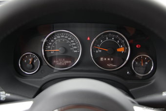 2014款Jeep指南者