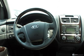 2013款狮跑2.0L GLS手动两驱版