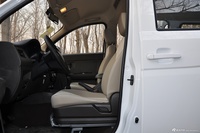 2015款 五菱宏光V1.5L手动标准型