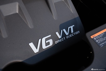 2015款凯迪拉克SRX 3.0L自动豪华版