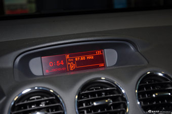 2013款标致408实拍