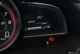 2016款马自达3昂克赛拉2.0L自动两厢旗舰型