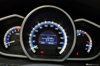 2013款东南V6菱仕高清实拍