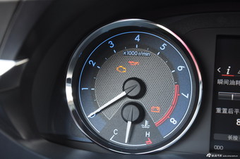 2014款雷凌1.8L CVT领先版