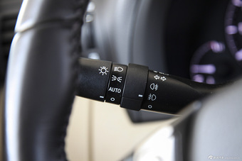 2013款雷克萨斯RX270豪华版