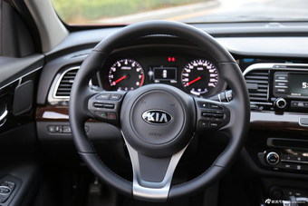 2014款东风悦达起亚K4