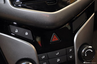 2013款科鲁兹掀背1.6L手动豪华版