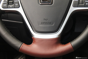 2015款众泰T600 2.0T手动豪华型 家用版