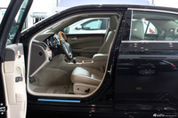 2013款克莱斯勒300C到店实拍