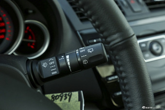 2015款睿翼2.0L自动轿跑精英型