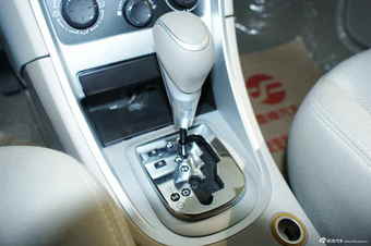 2012款标致307两厢