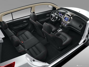 2014款英伦金刚三厢