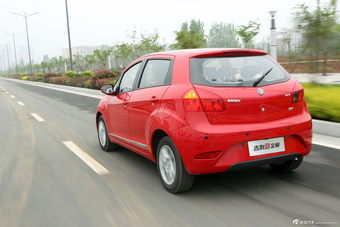 2014款英伦金刚两厢1.5L手动尊贵型