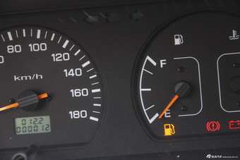 2016款金杯海狮2.0L手动快运系列标准型V19