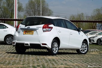 2016款YARiS L致炫1.5L自动劲速天窗版