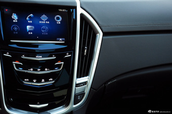 2015款凯迪拉克SRX 3.0L自动舒适型