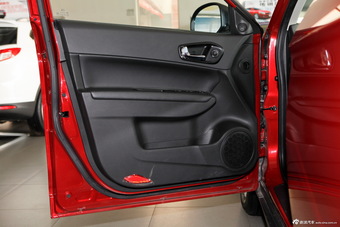 2013款传祺GS5 1.8T自动豪华版