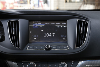 2015款荣威360 1.4T自动尊享版