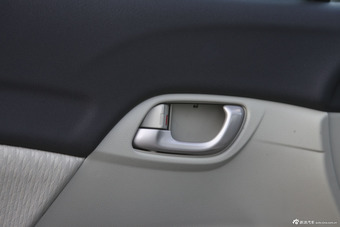 2014款思域1.8L自动经典版