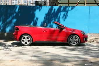 2013款高尔夫GIT敞篷版