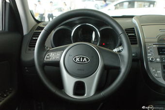 2013款秀尔SOUL 1.6L Premium自动