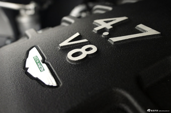 阿斯顿 马丁V8 Vantage S 官方图