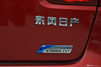 2013款逍客2.0L两驱CVT XV炫