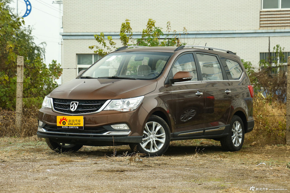 2016款宝骏730 1.8L手动舒适型