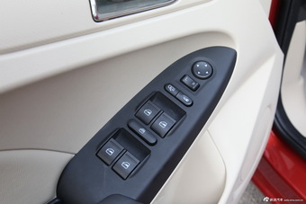 奇瑞艾瑞泽实拍图-内饰