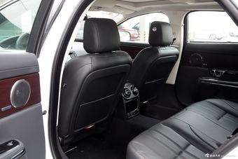 2015款捷豹XJL80周年版